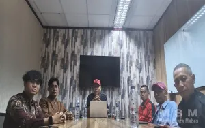Pimpinan Media Suara Mabes Beri Edukasi Kewartawanan kepada Mahasiswa Magang