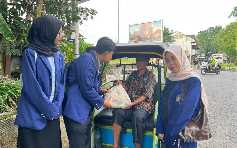 Tindak Lanjut SDGs, Mahasiswa PGSD UNY Salurkan Bantuan ke Warga Sekitar Kampus