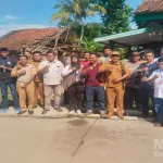 Kades Labansari Amak Gozali Kunjungi Calon BPD Bersama Panitia dan Pemdes