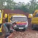 Diduga Belum Berizin, Aktivitas Galian Tanah Merah di Padalarang Resahkan Warga