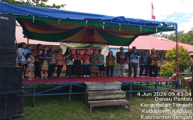 Momen Haru Perpisahan Kelas VI SDN 3 Timpah, Orang Tua Murid Apresiasi Kepemimpinan Jefri
