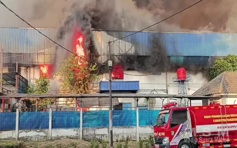 Kawasan Industri Cikupa Membara: 6 Gudang Ludes, Ledakan Keras Guncang ...