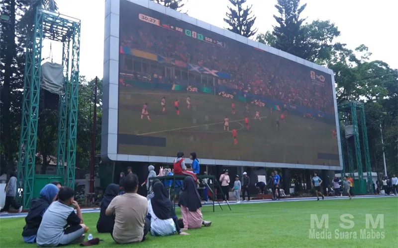 Videotron di Lapangan Serja Dedy Unadi Kodam III/Siliwangi Tambah Antusiasme Masyarakat Berolahraga