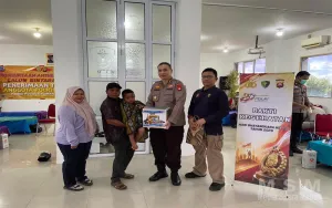 Bakti Kesehatan Hari Bhayangkara Ke-80, Polda Kalbar Layani Sunat Massal bagi Masyarakat