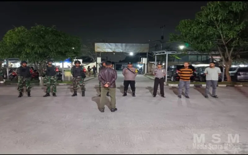 Patroli Gabungan Polsek dan Koramil Tarumajaya Monitoring Kegiatan Pawai 1 Muharram 1448 H