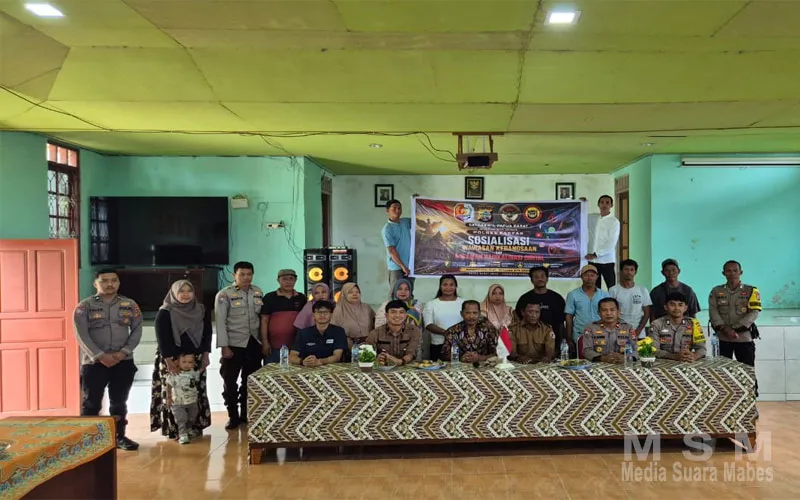 Perkuat Wawasan Kebangsaan, Satgaswil Papua Barat dan Polres Fakfak Ajak Warga Kampung Sekban Tangkal Radikalisme