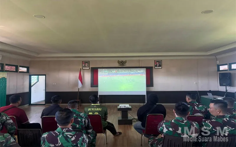 Bangun Kedekatan dengan Warga, Kodim 1202/Singkawang Gelar Nobar Piala Dunia 2026