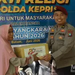 Polda Kepri Gelar Bakti Religi di Masjid Katijah Sani Sambau Dalam Rangka Memperingati Hari Bhayangkara ke 80 Tahun 2026