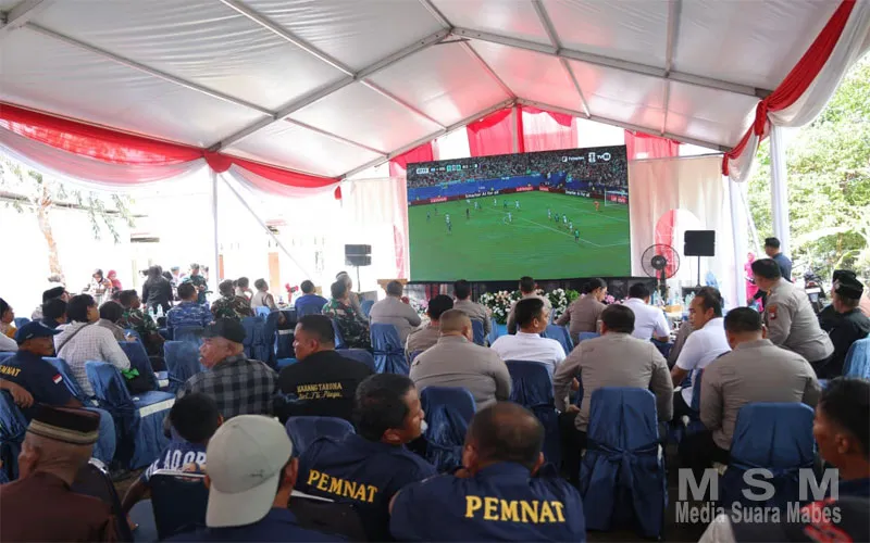 Polda Kepri Gelar Nobar Piala Dunia 2026 Di Sei Beduk, Pererat Kebersamaan Polri Dan Masyarakat