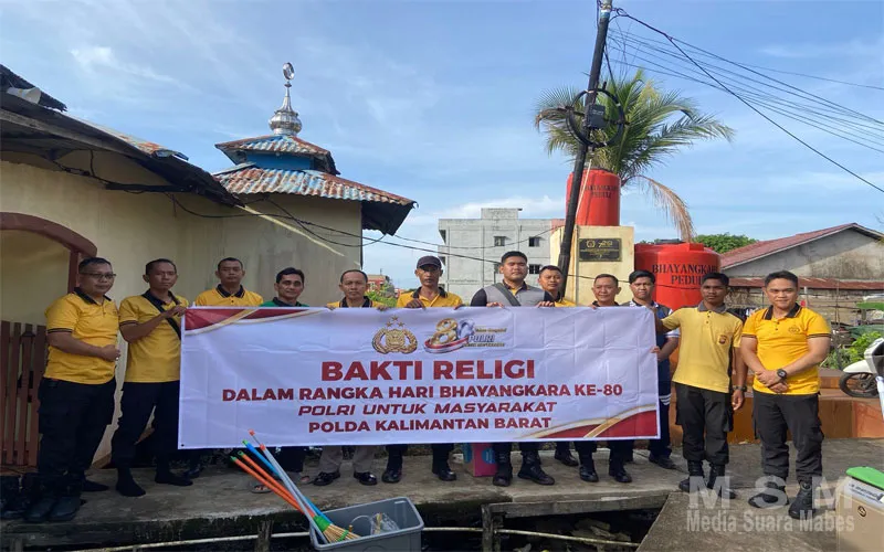 Sambut HUT Bhayangkara ke-80, Polda Kalbar Gelar Bakti Religi Menyasar 3 Tempat Ibadah di Pontianak