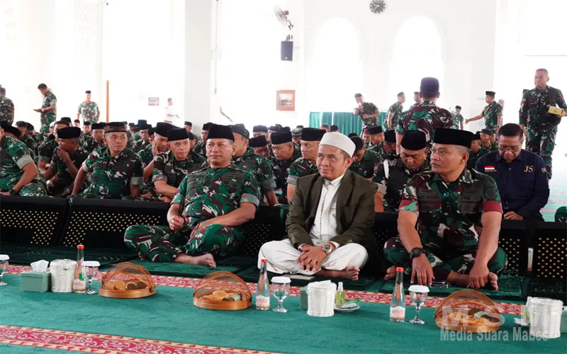 Pangdam III/Siliwangi Hadiri Peringatan Tahun Baru Islam 1448 H/2026 M di Masjid Al Ikhlas Makodam III/Siliwangi