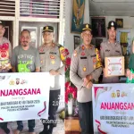 Polsek Matan Hilir Selatan Gelar Anjangsana Dan Serahkan Bantuan Sosial Dalam Rangka Hari Bhayangkara Ke-80