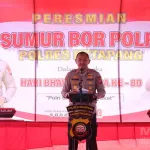 Kapolres Ketapang Resmikan Bantuan Sumur Bor dan Fasilitasi Pendidikan di Mushola Al-Misbahul Munir dalam Rangka Hari Bhayangkara ke-80