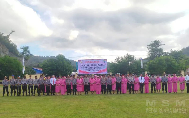 53 Personel Polres Raja Ampat Naik Pangkat, Kapolres AKBP Jems O. Tegai: Jadikan Motivasi Tingkatkan Pelayanan