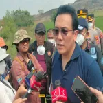 Tinjau Kebakaran TPA Jatiwaringin, Wamen LHK dan Bupati Tangerang Tekankan Percepatan Pemadaman serta Perlindungan Kesehatan Warga