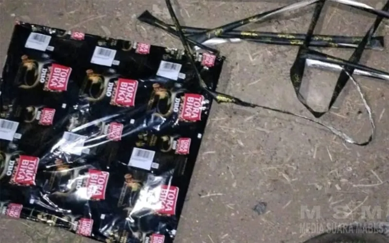 Warga Kapling Mandiri Heboh, Kabel SUTT yang Sedang Dikerjakan Mengeluarkan Api dan Asap Tebal