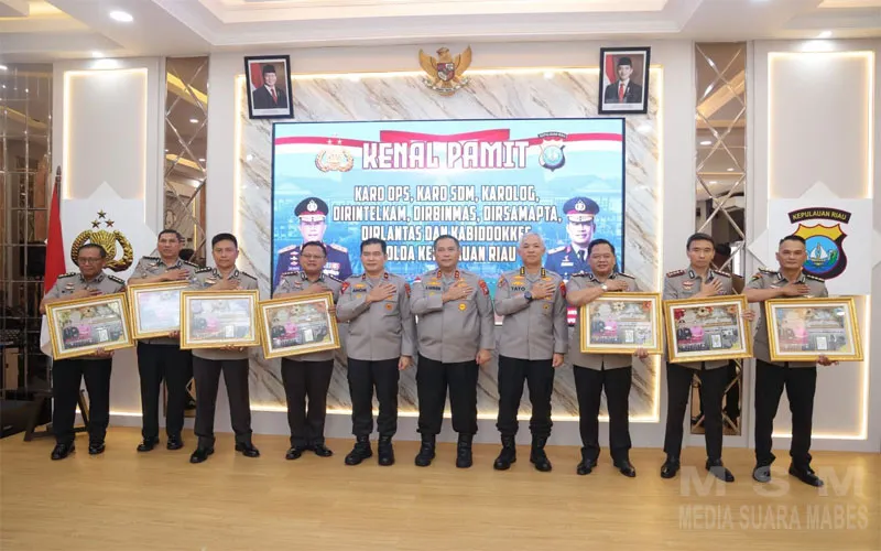 Polda Kepri Gelar Kenal Pamit Pejabat Utama, Perkuat Soliditas dan Pengabdian Kepada Masyarakat