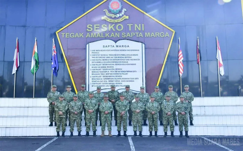 Wakasau Bekali Pasis Sesko TNI tentang Keunggulan Siber dan Informasi di Era Operasi Multi Domain