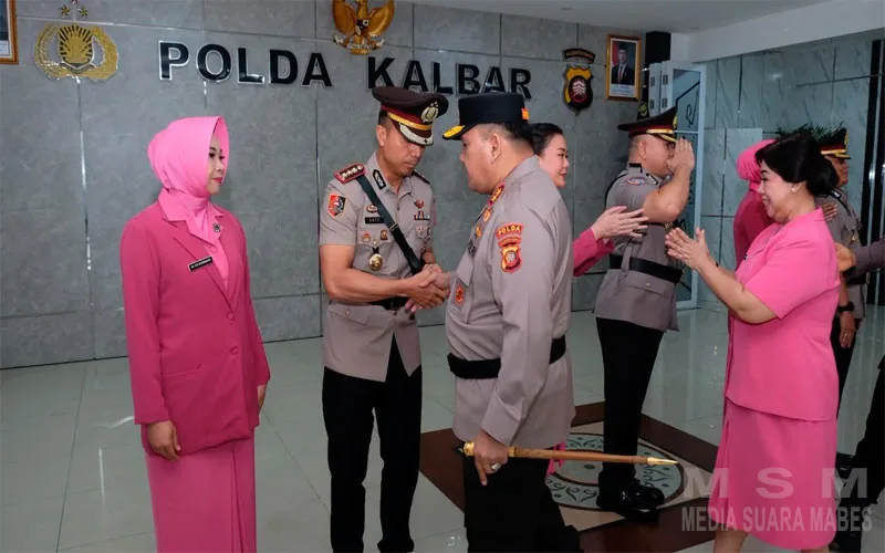 Kapolda Kalbar Pimpin Pelantikan Karolog, Dirbinmas, dan Ka SPN, Perkuat Soliditas Organisasi