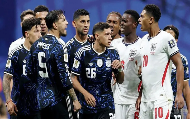 EPIC COMEBACK! Messi Mengaum, Enzo Menangis Haru Saat Argentina Singkirkan Inggris dan Melaju ke Final Piala Dunia 2026