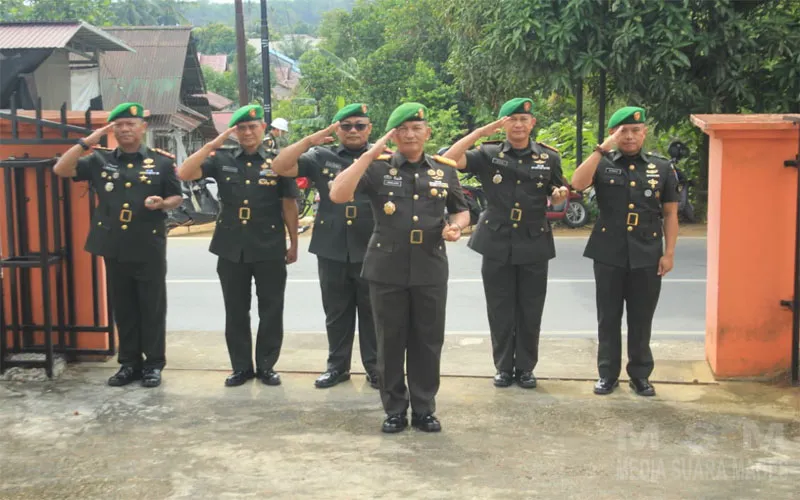 Peringati HUT Ke-68 Kodam XII/Tpr, Kodim 1202/Skw Gelar Ziarah Rombongan Di TMP Bambu Runcing