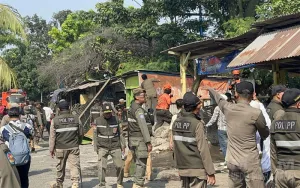 Bongkar Paksa Bangunan Liar di Cengkareng Drain: Pemkot Jakbar Pasang Badan, Ahli Waris Melawan