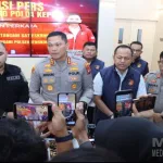 Kapolresta Barelang Pimpin Konferensi Pers Penanganan Kasus Pengeroyokan dan Penganiayaan yang Viral di Media Sosial