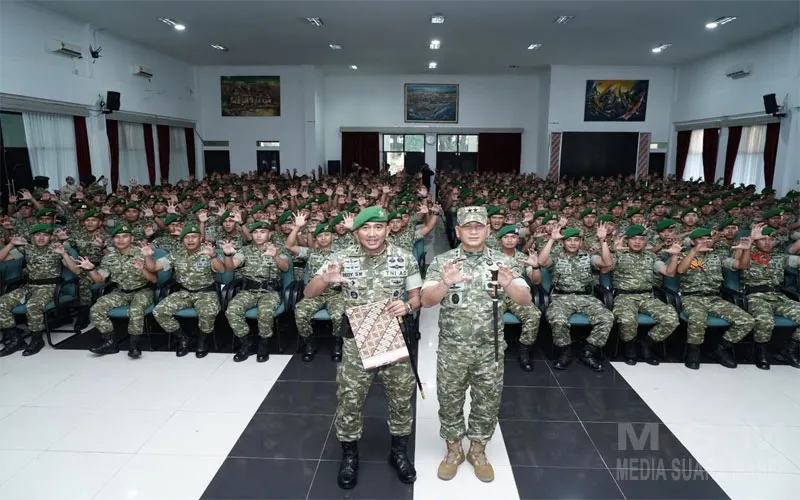 Pangdam III/Siliwangi Saat Kunker di Tasikmalaya: Ajak Wujudkan Generasi Emas dan Perkuat Karakter Prajurit TNI Yang Profesional