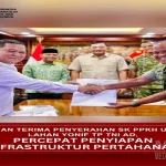 Menhan Sjafrie Terima SK Persetujuan Penggunaan Kawasan Hutan untuk Pembangunan Yonif TP TNI AD