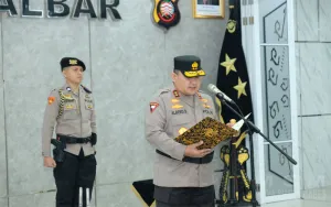 Kapolda Kalbar pimpin Sertijab Pejabat Utama dan beberapa Kapolres jajaran Polda Kalbar