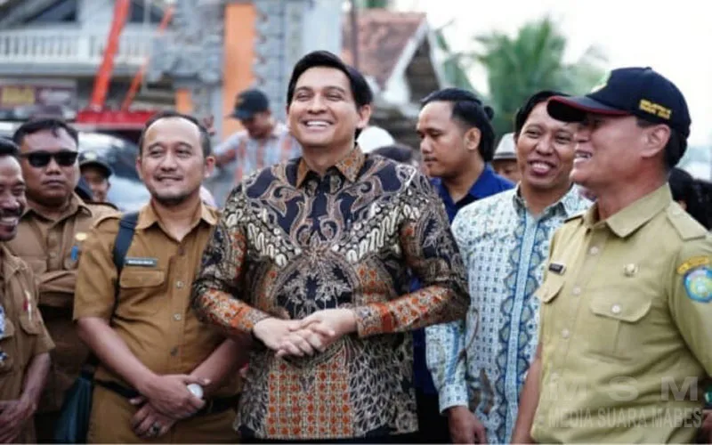 Bupati Lucky Hakim Tinjau Pembangunan Jalan Beton, Pemkab Indramayu Prioritaskan Percepatan Infrastruktur Tahun 2026