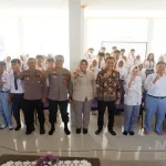 Propam Polda Kalbar Edukasi Pelajar SMKN 1 Pontianak tentang Integritas dan Bijak Bermedia Sosial