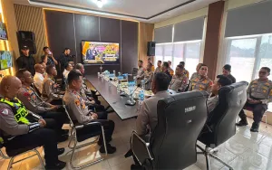 Kapolda Kalbar Berikan Penguatan kepada Personel Saat Kunjungan Kerja di Polres Kayong Utara