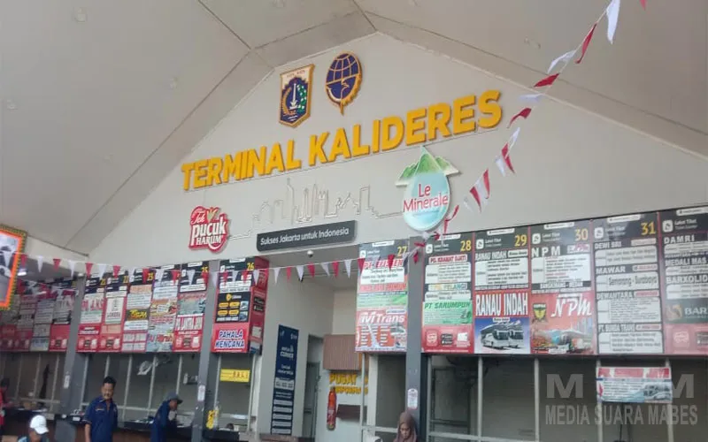 Semarak HUT ke-81 RI, Kepala Terminal Kalideres Nur Prasetyo Hadirkan Lomba Tarik Bus dan Hiburan Rakyat