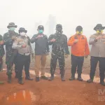 Atasi Karhutla Kapolres Ketapang Bersama Jajaran Forkopimda Turun Langsung Ke Wilayah Karhutla Di Kecamatan Matan Hilir Selatan
