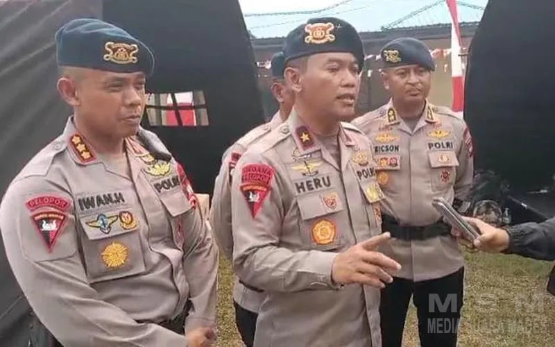 Perkuat Penanggulangan Karhutla : Polda Kalbar Pastikan Kesiapan Personel Hingga Strategi Temukan Sumber Air Dekat Titik Api