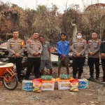 Peduli Warga Terdampak Karhutla, Tim Lemdiklat Polri STIK dan Siswa Serdik Setukpa Salurkan Bansos dan Bantuan Bahan Bangunan