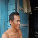 Kemarau Melanda Bantaran Sungai Barito Batuan Dan Pasir Muncul, Air Bersih Menjadi Mahal Dan Sulit Didapatkan
