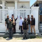 Ketua Panitia Pilkades Didampingi Ketua BPD Tinjau Sejumlah Lokasi TPS di Desa Pahlawan Setia