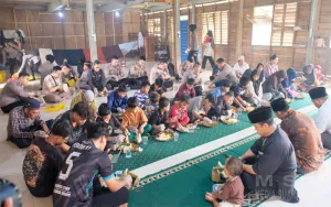Biro SDM Polda Kalbar Salurkan 2.000 Liter Air Bersih ke Panti Asuhan Terdampak Kemarau dan Karhutla