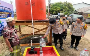Polres Ketapang Serahkan Sumur Bor untuk Penuhi Kebutuhan Air Bersih Warga Paya Kumang