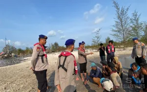 Sat Polairud Sisir DAS Mekar Jaya dan Beri Himbauan kepada Penambang Timah