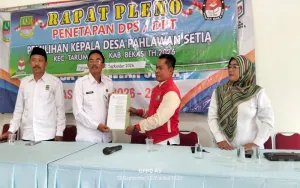 Rapat Minggon Desa Pahlawan Setia, Pj Kepala Desa Haji Namin Soroti Persoalan Sampah di Wilayah Pisang Batu