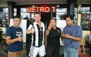 Earphone WN Polandia Hilang Dicuri, Polsek Metro Tamansari Bergerak Cepat Amankan Pelaku, Korban Beri Apresiasi