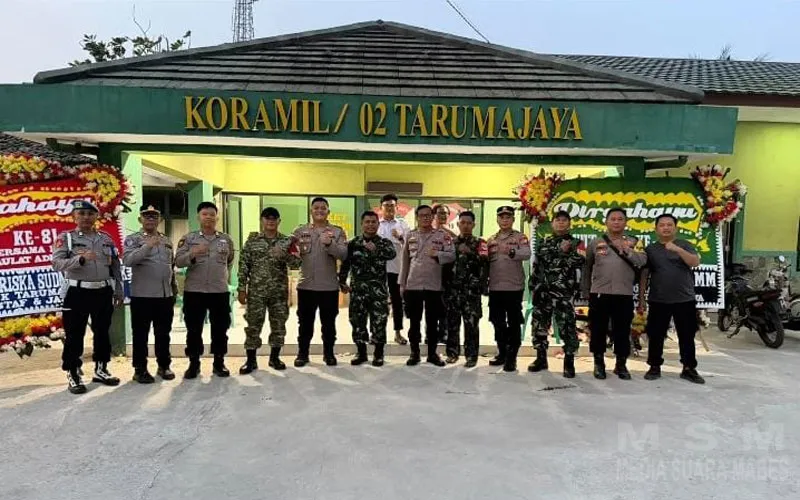 Jajaran Polsek Tarumajaya Sambangi Koramil 02, Sampaikan Ucapan HUT ke-81 TNI