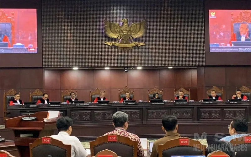 Putusan MK Soal Ijazah Gibran: Gugatan Tidak Dapat Diterima, Tak Bisa Diskualifikasi Wapres