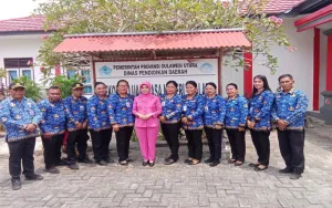 BUKAN SEKADAR SEREMONIAL! Kapolres AKBP Dwi Yatmoko, S.T.P,. S.I.K,. M.I.K Bersama Ketua Bhayangkari Irma Dwi Yatmoko Gebrak Talaud, Datang ke SLB dan Berbagi dengan Anak Berkebutuhan Khusus
