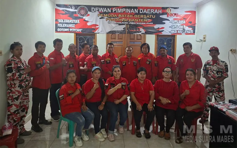 Perkuat Legalitas dan Roda Organisasi, Ketua DPD PBB Banten Todo Nainggolan Serahkan SK Terbaru ke DPC Kota Tangerang Selatan Bapak Faldi Marbun Lumban Gaol