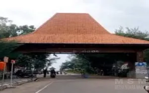 Pantai Pancer Dorr Mulai Ramai Pengunjung