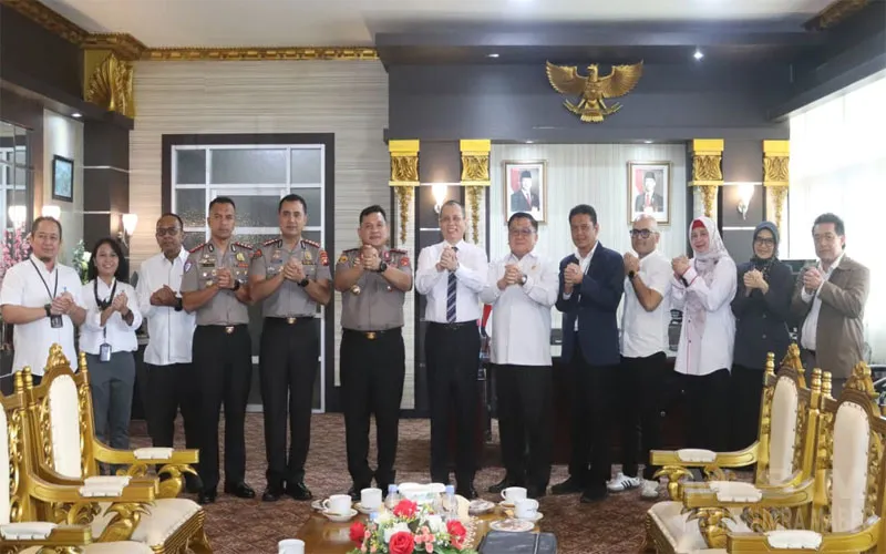 Kapolda Kalbar Perkuat Sinergi dengan Untan melalui Program Polisi Peduli Pendidikan